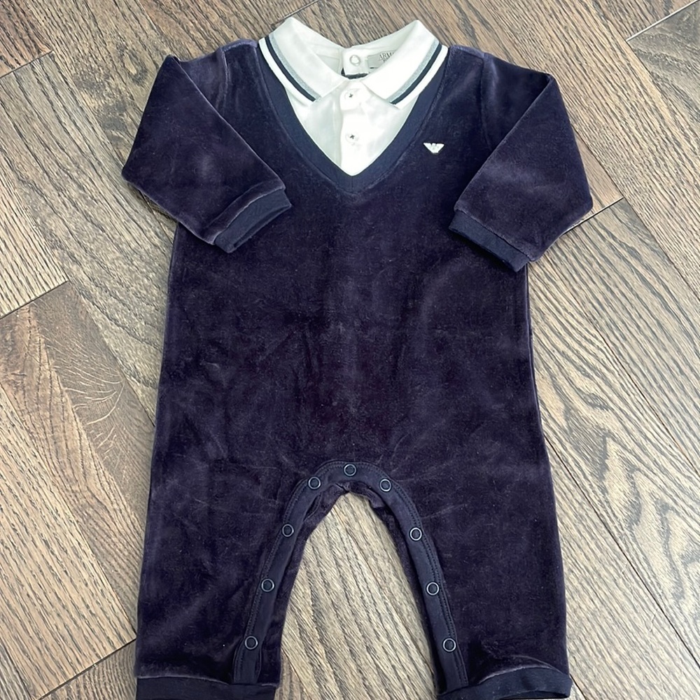 Excellent! Velour baby boy 6M ARMANI one piece outfit! Save!